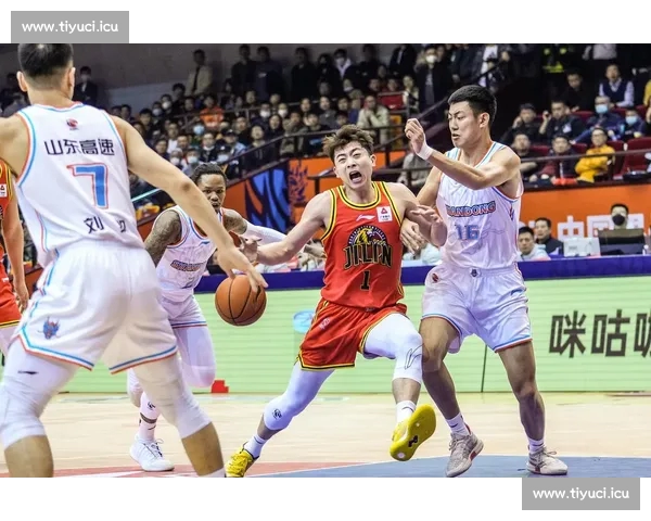 CBA直播APP全面升级打造篮球赛事观看新体验平台与球迷互动社区 CBA直播APP全面升级打造篮球赛事观看新体验平台与球迷互动社区