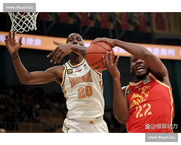 激烈对决!篮球赛场上的胜负较量与精彩瞬间引爆全场激情 激烈对决!篮球赛场上的胜负较量与精彩瞬间引爆全场激情