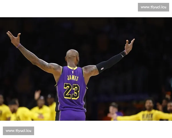 NBA焦点对决前瞻:豪强争锋谁能笑到最后揭密赛场看点 NBA焦点对决前瞻:豪强争锋谁能笑到最后揭密赛场看点